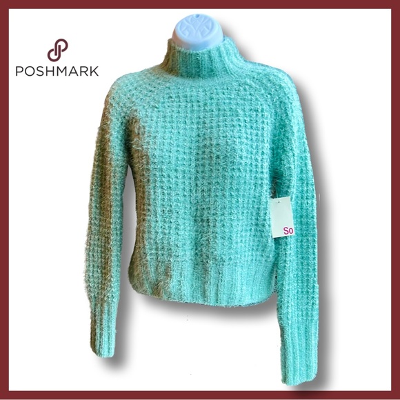SO Sweaters - NWT SO Fuzzy Pullover Sweater in Mint Green Size Small
